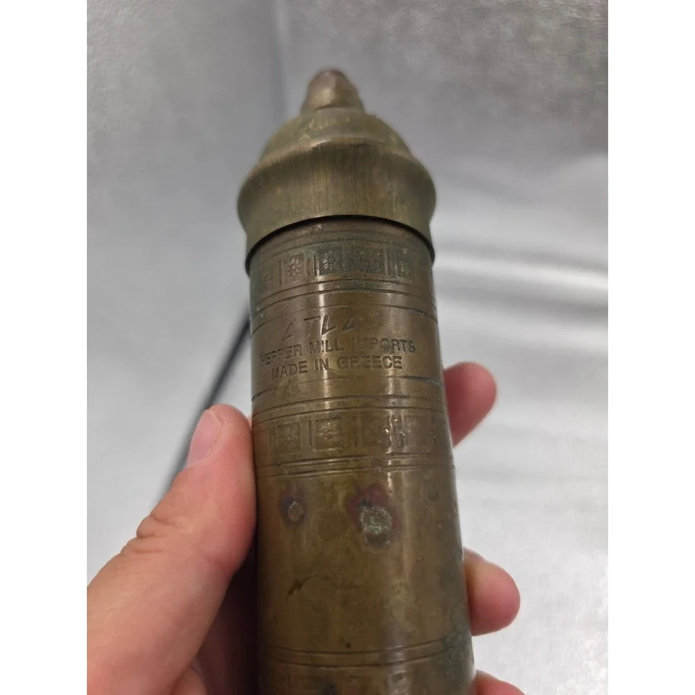 Vintage Atlas Brass Pepper Mill Grinder Made in Greece Hand Crank 8.5 Inch O1